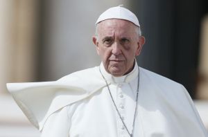 20170920t0822-11645-cns-pope-audience-quake