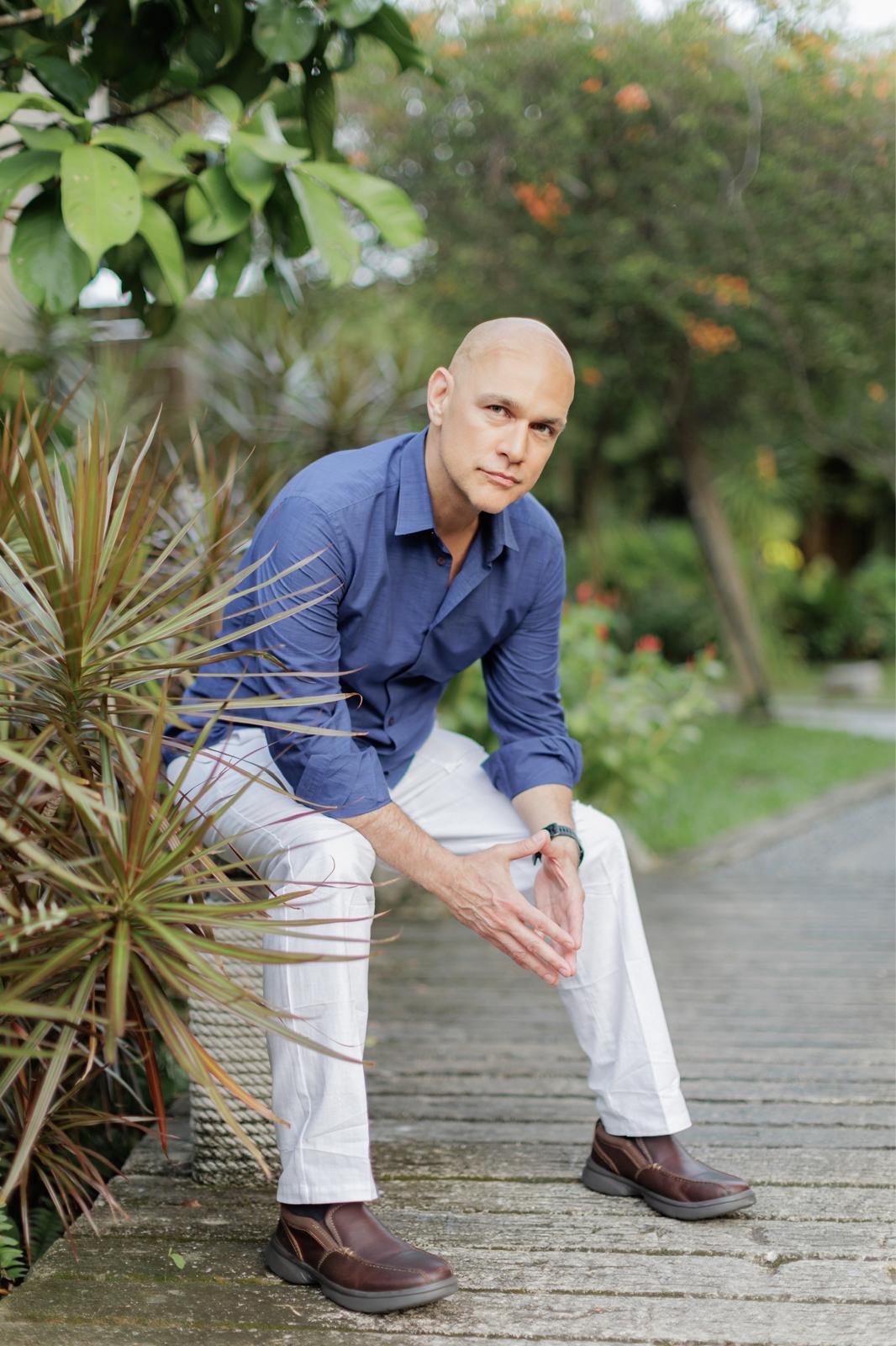 Let’s connect to explore the best options for your needs. Shaman Flavio will warmly lead this conversation to help you make the right decision on a commitment-free basis.